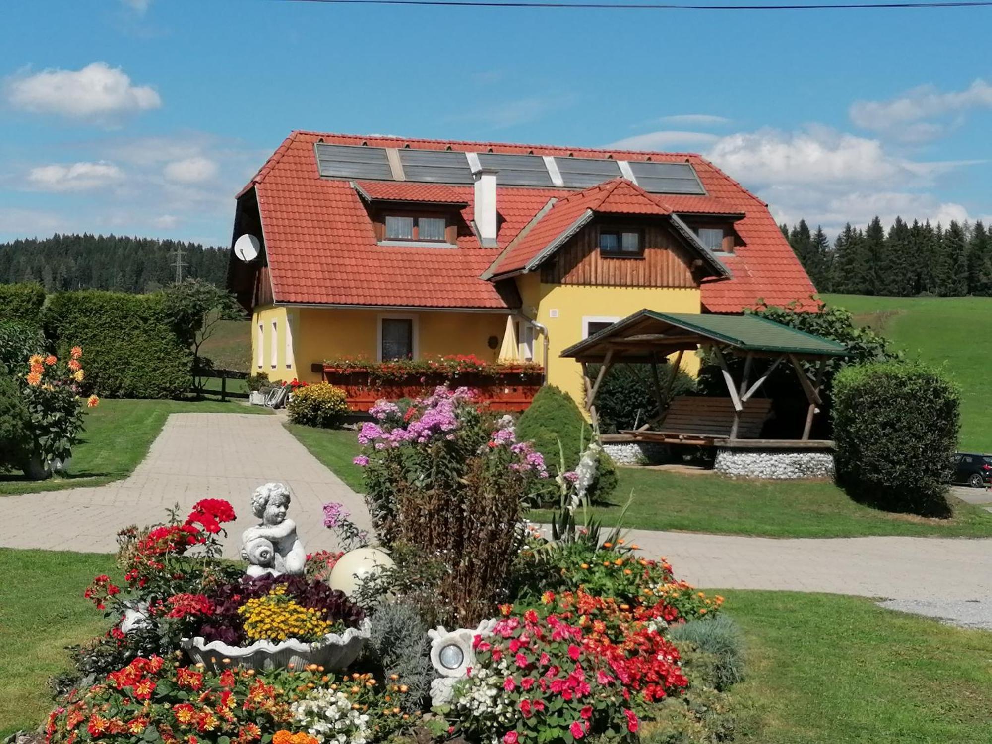 Hotel Gasthof Seeblick Zeutschach Екстер'єр фото