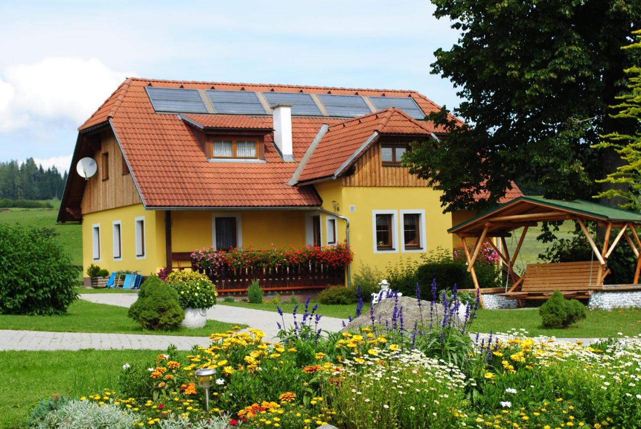 Hotel Gasthof Seeblick Zeutschach Екстер'єр фото
